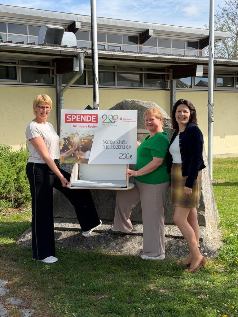 2026-05-06 Spendenübergabe Gerhardine Winkler Sparkasse